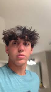 Shane Upton (@shxneuptnn17)