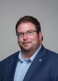 Donna Verret's Instagram, Twitter & Facebook