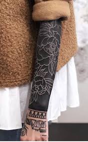 Unterarm Tattoos Ideen Unterarm Tattoos Designs Mit Bedeutung Solid Black Tattoo Black Tattoo Cover Up Forearm Tattoos