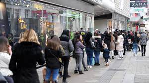 Keine staatliche aktion hatte je so positiven einfluß auf den drogenkonsum wie der lockdown. Corona Pandemie Wien Lockert Dublin Bleibt Zu Wie Andere Lander Mit Dem Lockdown Umgehen Augsburger Allgemeine