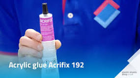 Glueing PERSPEX® / Acrylic: Read the steps and tips