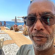 𝐌𝐨𝐫𝐞 𝐓𝐡𝐚𝐧 𝟑𝟎 𝐈𝐧𝐣𝐮𝐫𝐞𝐝 𝐀𝐟𝐭𝐞𝐫 𝐁𝐮𝐬 𝐎𝐯𝐞𝐫𝐭𝐮𝐫𝐧𝐬  ** #CatchItFirstOnLove The overturning of a passenger bus this morning has  left more than 30 people injured, according to the Karl Heusner Memorial  Hospital (