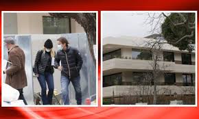 Βρές τον κατάλληλο επαγγελματία για το σπίτι σου. Menegakh Pantzopoylos Ayto Einai To Neo Toys Spiti Deite Toys Na Epiblepoyn Tis Ergasies Onsports Gr