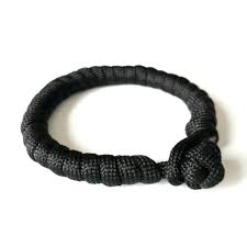 Braid the paracord into at least an inch (2.5cm) width. Quick Deploy Single Strand Knot And Loop Paracord Survival Bracelet Shopee Philippines