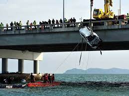 Check spelling or type a new query. Suv Terjunam Ke Laut Siasatan Kemalangan Belum Lengkap