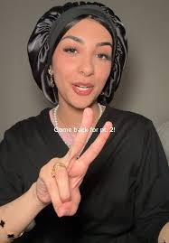 Doing it for the Ramadan vibes Bev of the night @Alani Nutrition Makeup:  @Saie #ramadan #suhoor #beauty #makeup