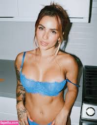 Mariah Casillas Nude Leaks 13 Photos - Fapello