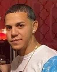 𝐈𝐝𝐞𝐧𝐭𝐢𝐟𝐢𝐜𝐚𝐧 𝐜𝐨𝐦𝐨 𝐉𝐨𝐧𝐚𝐭𝐡𝐚𝐧 𝐃í𝐚𝐳 𝐞𝐥  𝐚𝐬𝐞𝐬𝐢𝐧𝐚𝐝𝐨 𝐚𝐲𝐞𝐫 𝐬𝐚𝐛𝐚𝐝𝐨 𝐞𝐧 𝐒𝐚𝐧𝐭𝐚 𝐈𝐬𝐚𝐛𝐞𝐥 Mayo  15, 2022- Jonathan Díaz residente del pueblo de Santa Isabel, fue  identificado por la policia como la persona ...