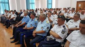.interne inspectoratul general al politiei de frontiera, scoala de pregatire a agentilor politie! Aniversare Cu Avansari Trandafiri Muzica De Fanfara Si Muzica Populara