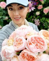 Austin Rose's Instagram, Twitter & Facebook