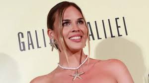 La nueva vida de Raquel Arias como actriz sobre los escenarios: de su  faceta en el teatro a sus proyectos en solitario