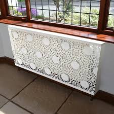 Cache Radiateur Design En Metal Blanc Avec Grille Ajouree A Motifs De Ferronerie Heizkorperverkleidung Moderne Heizkorper Kuhlerabdeckung