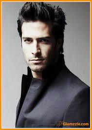 Long Spikes Up Front Hispanic Men Hairstyle Cool Hairstyles For Men Medium Hair Styles Mens Hairstyles Medium