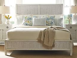 The tommy bahama brand is iconic for its interpretation of casual elegance, and ocean breeze offers an inspired interpretation of refined coastal living. Tommy Bahama Ocean Breeze California King Platform Bed To010570135c