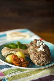 Todo el sabor de los platos de los restaurantes chinos que tanto te gustan, lo puedes obtener siguiendo las recetas de comida china que vas a encontrar a continuación. Receta Griega Con Thermomix Hamburguesa Al Estilo Griego Thermomix En El Mundo Recetas Griegas Recetas De Comida Comida Griega