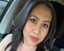 Shelly Hatten's Instagram, Twitter & Facebook