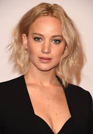 This hairstyles for round faces gives a sense of softness. 25 Flattering Short Hairstyles For Round Face Shapes