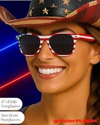 جرايندر بانش زوجان من النظارات الشمسية بتصميم علم الولايات المتحدة الامريكي  الوطني بالجملة : Amazon.ae: ملابس وأحذية ومجوهرات
