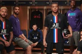 Hd você não vai perder nenhum lance da partida entre psg e montpellier grátis sem travamentos. Ligue 1 Le Psg Va Inaugurer Son Nouveau Maillot A Montpellier Face Au Mhsc