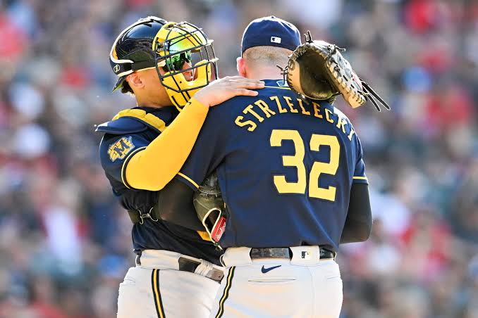 Milwaukee Brewers Lose 3-Year MLB Player
