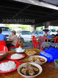 This recipe is the hokkien version of bak kut teh which is popular in klang, malaysia. Famous Seng Huat Bak Kut Teh Klang ç››å'è‚‰éª¨èŒ¶ Johor Kaki Travels For Food