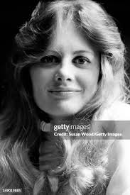 640 Susan Knight Photos & High Res Pictures