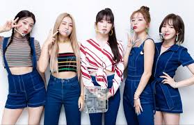 Red velvet irene filled out a form for weekly idol, but her attitude is under heavy criticism as netizens call her disrespectful. Which Comeback From Red Velvet Has The Best Style Of Fashion Quora