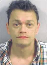 VIOLENT CRIMINAL ESCAPES COURT