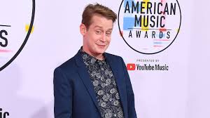 As if this year hasn't already been filled with things that made us go what? the kid from home alone is four decades old as of wednesday. Macaulay Culkin Rocks The Perfect Home Alone Mask Just In Time For The Holidays Entertainment Tonight