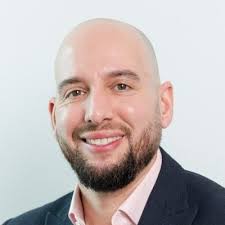 Gillian Bennett (@Gillian10Ane)