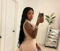 Bombshell in the making, summer patrice scalisi walker was born on september 28, 1984. Summer Walker Shares A Story About A Fan Who Questioned Her Use Of Mocamboo