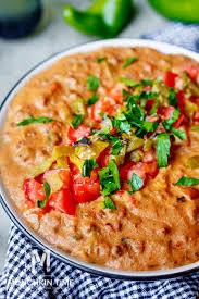 The Best Hatch Green Chile Cheese Dip Recipe Bring The Queso Dip To A Boil Remove From The Heat Garnish With Fre Cheese Dip Recipes Dip Recipes Cheese Dip