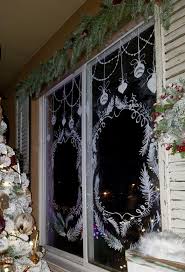Window Chalk Art Christmas Design Christmas Window Painting Chalk Art Christmas Christmas Window Decorations