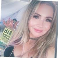 Autumn Clements's Instagram, Twitter & Facebook