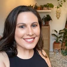 Amanda Vess's Instagram, Twitter & Facebook