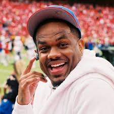 Jay Mike (@comedianjaymike)