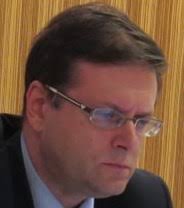 Lucas Molina: español, escritor, editor