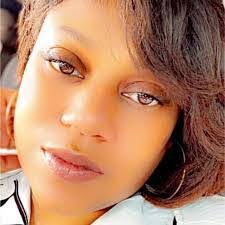 Gloria Singletary's Instagram, Twitter & Facebook