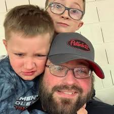 Lights dance to music in Warren County