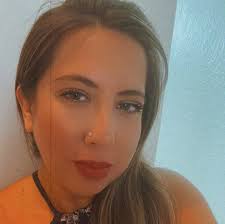 Ivana Vanesa Samana updated her...