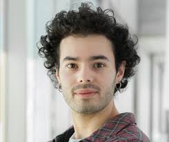 BOURSE 40 ANS ENC] L'édition 2024 de la bourse des 40 ans de l'ENC vient  d'être attribuée à quatre diplômé·e·s de la cohorte 2020 : Robert Cookson,  Angel Solis et le duo