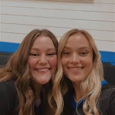 Kaylee Johnson's Instagram, Twitter & Facebook