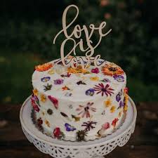 These cake toppers looks great on all your wedding cakes surrounding your big day, and it also makes for a wonderful keepsake that you'll remember forever. Wedding Cake Ideas Designs Brides