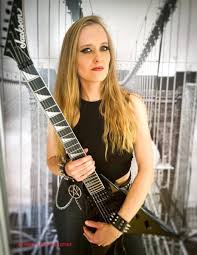 59,387 likes · 7,400 talking about this. Guitar Special Vol 36 Mit Larissa Ernst Burning Witches Darkstars De Webzine