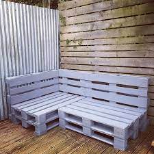 Pallet Sofa Ideas That Smoothly Decorate Your Home Pallet Lovers Pallet Patio Furniture Diy Pallet Couch Palette Furniture