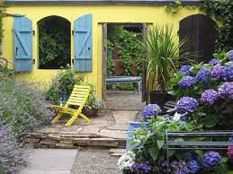 Mediterranean Inspired Courtyards Italian Courtyard Courtyard Garden Patio