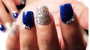 Suministramos uñas de acrílico color violeta azul y estamos situados en ahuatepec no. Unas De Acrilico Color Azul Marino Unas Azules Decoradas 20 Disenos Increibles 2019 2020 Unas Con Esmalte De Unas Azul Marino Brillante Sobre Fondo Blanco Trinidadk Perky