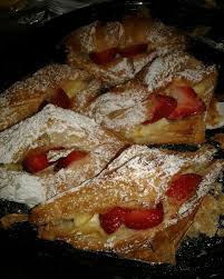 Cream Pan Tustin Ca Strawberry Croissant La Eats Eat Food