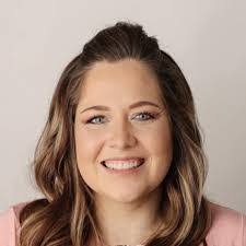 Janna Hodge's Instagram, Twitter & Facebook