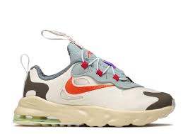 As you can see in the image below, while the authentic sneakers have a more toned down sky blue color. Agnello Fischio Cervello Air Max 270 React Travis Scott Estroverso Ragno Per Una Gita Di Un Giorno
